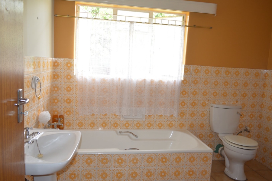 3 Bedroom Property for Sale in Flamwood North West